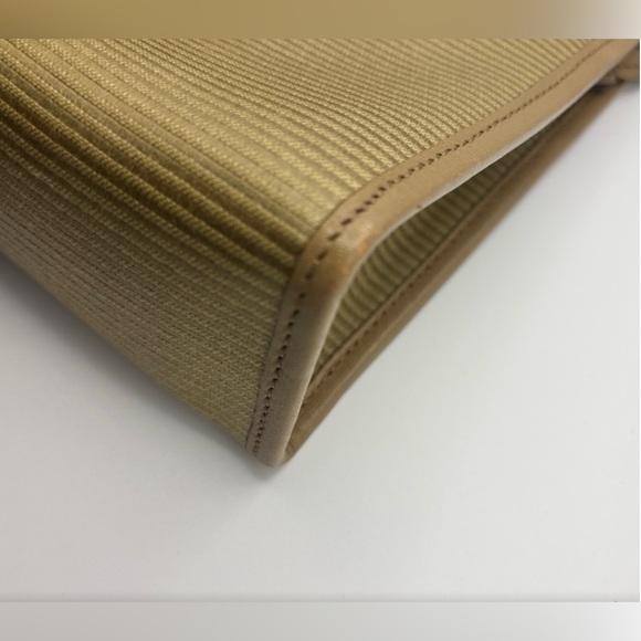 EUC!! VINTAGE Yves Saint Laurent Clutch - Picture 11 of 14